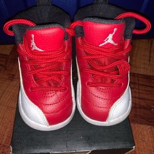 4c Jordan 12 retros